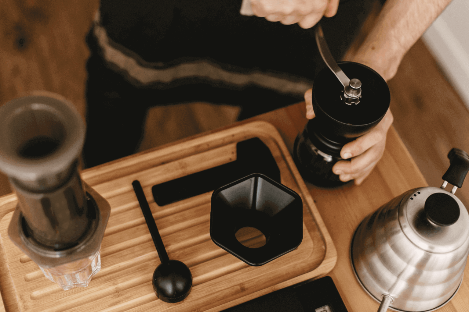 14 Best Coffee Grinders for AeroPress in 2022